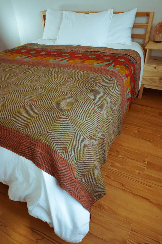 KANTHA THROW