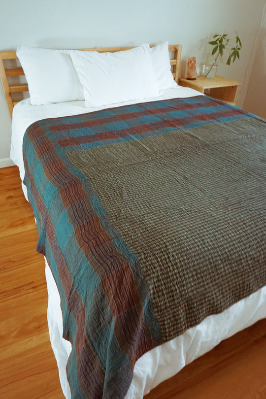 KANTHA THROW