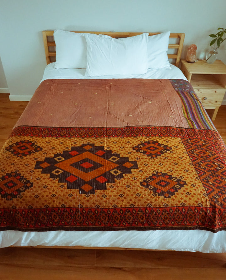 KANTHA THROW