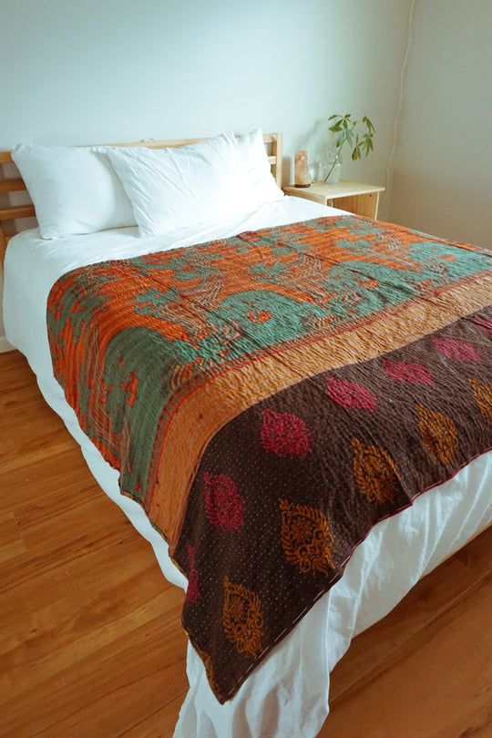 KANTHA THROW