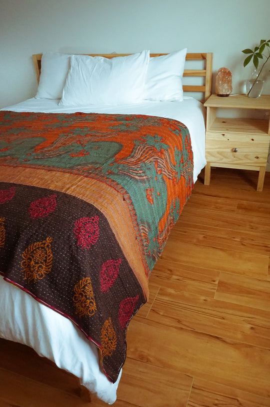 KANTHA THROW