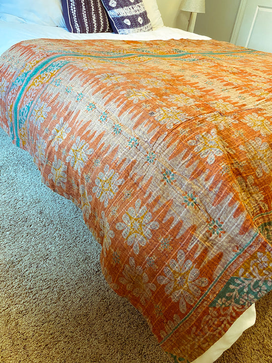 KANTHA THROW