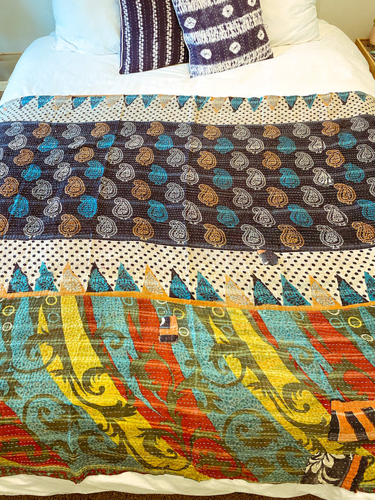 KANTHA THROW