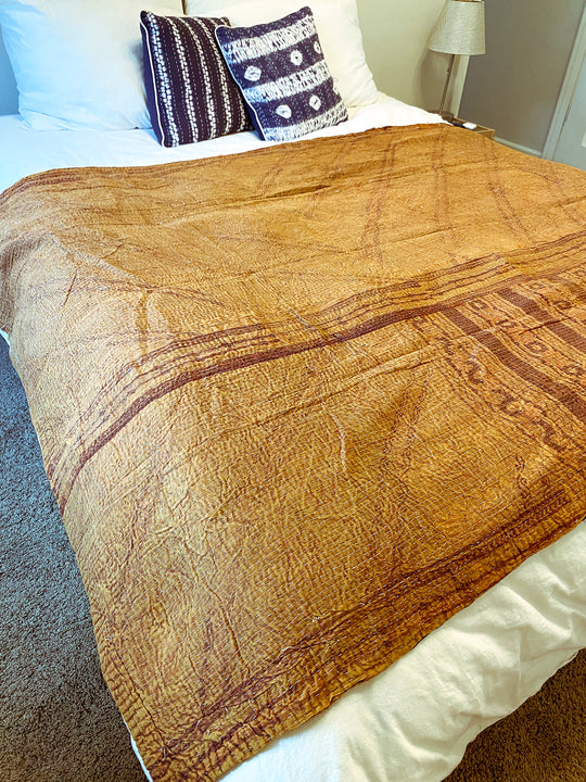 KANTHA THROW