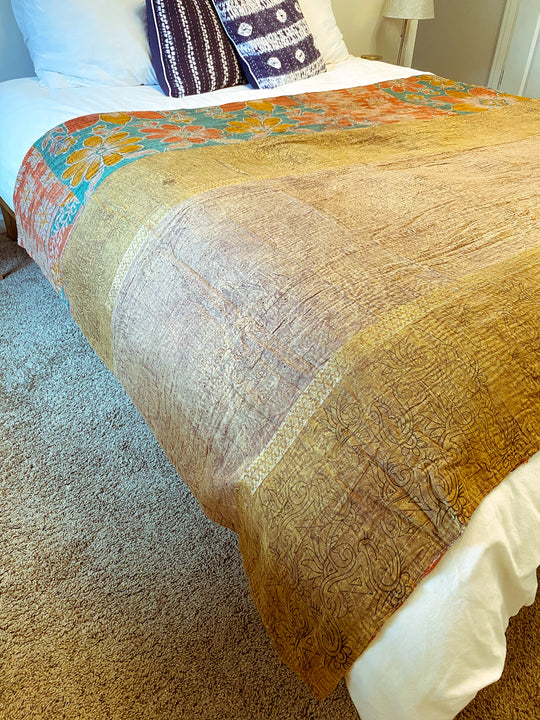 KANTHA THROW