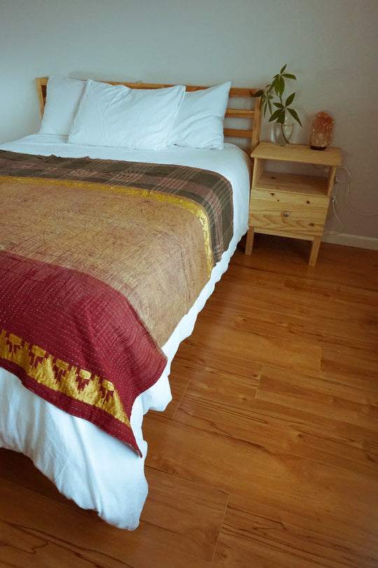 KANTHA THROW
