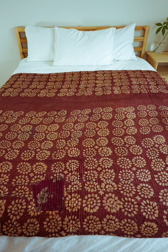 KANTHA THROW