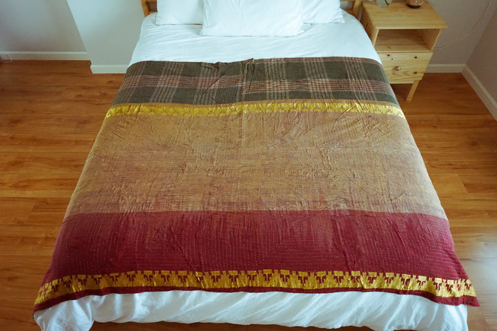KANTHA THROW